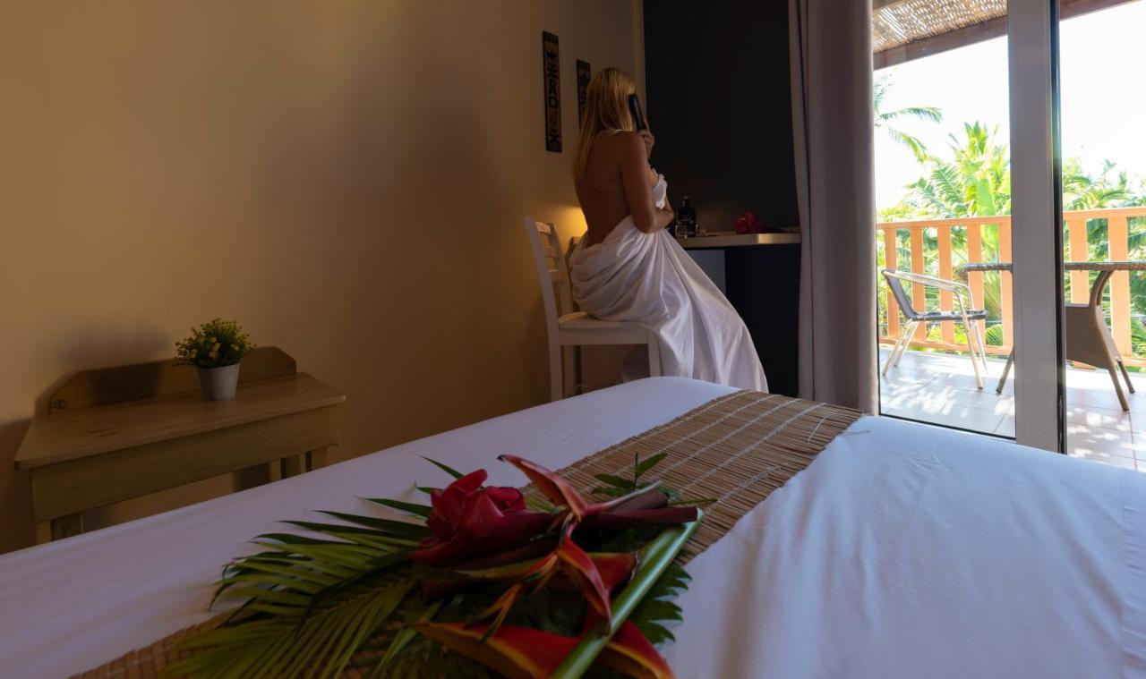 Hotel Les Bougainvilliers Saint-Gilles Les Bains Zewnętrze zdjęcie