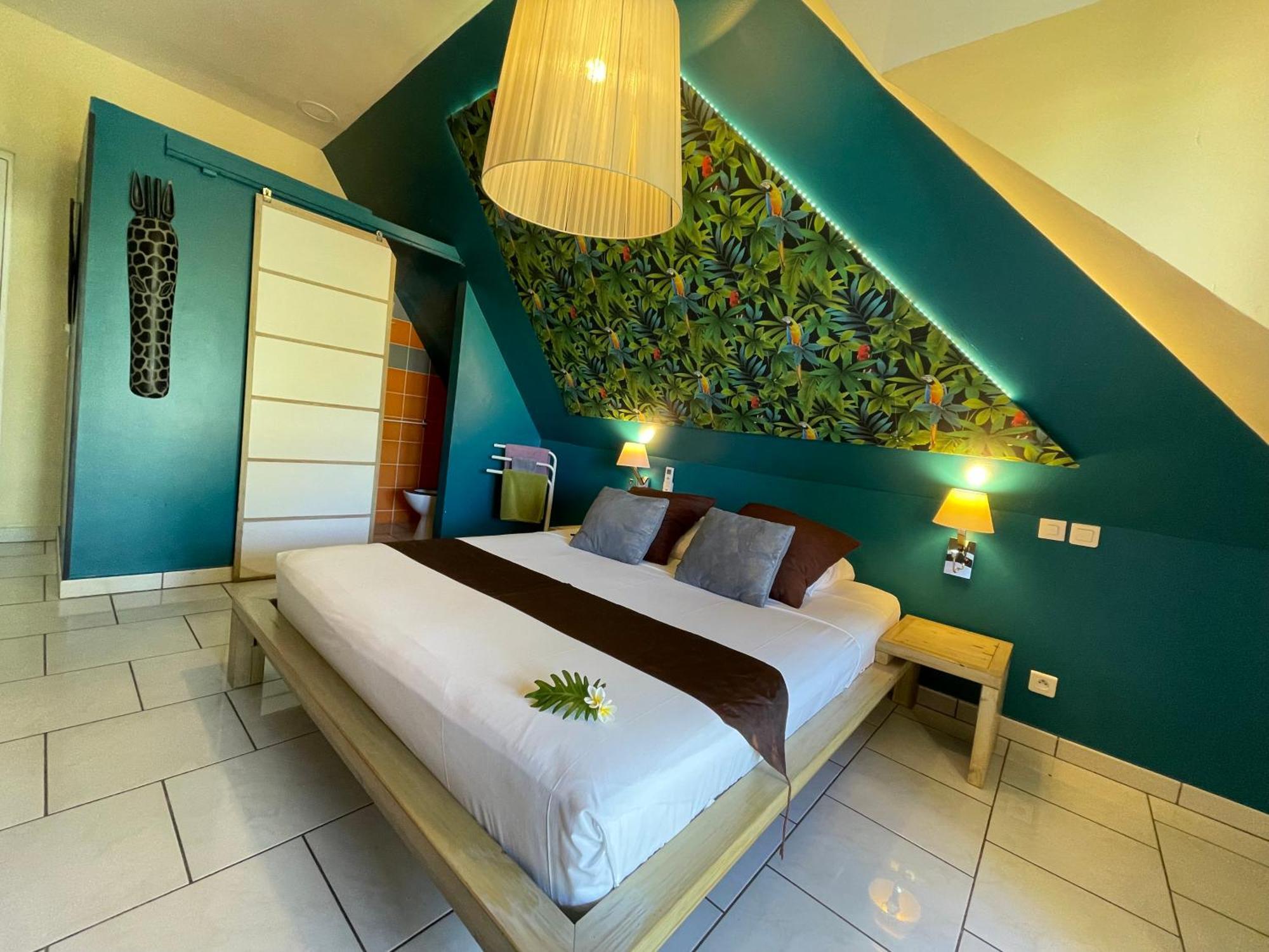 Hotel Les Bougainvilliers Saint-Gilles Les Bains Zewnętrze zdjęcie