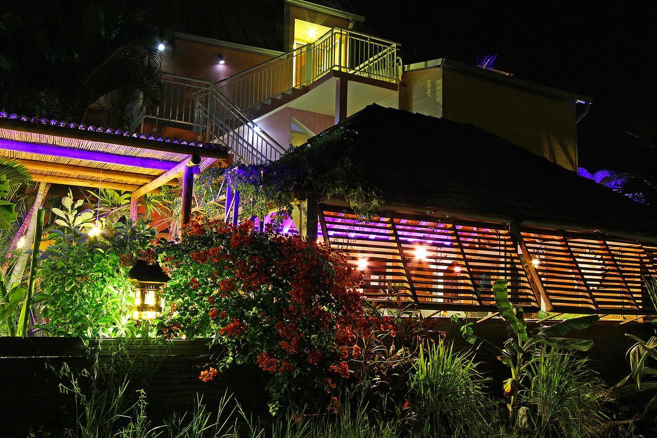 Hotel Les Bougainvilliers Saint-Gilles Les Bains Zewnętrze zdjęcie